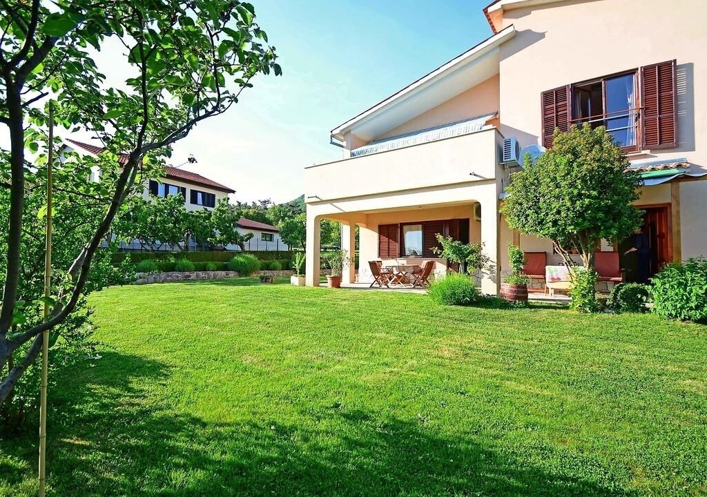 Photo of Outdoor in Ciritez