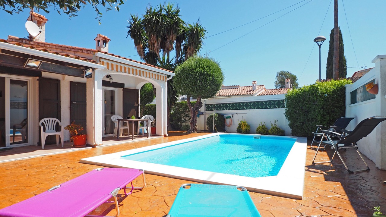 Photo of Patio Balcony in L'Escala