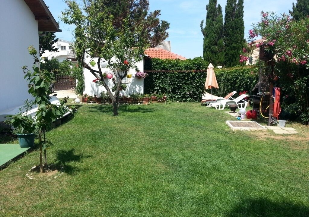 Photo of Outdoor in Nin