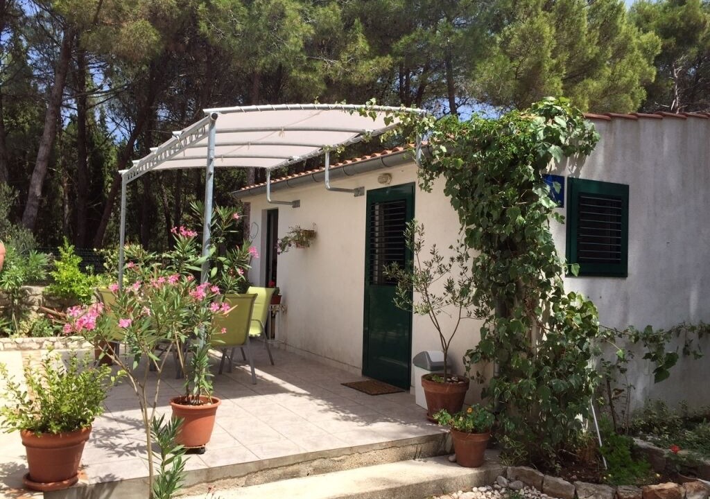 Photo of Patio Balcony in Veli Rat