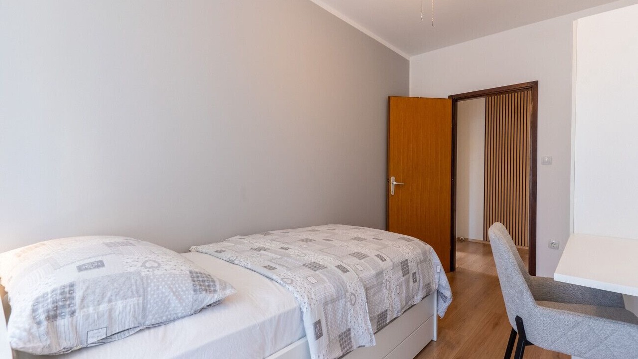 Photo of Bedroom in Cres