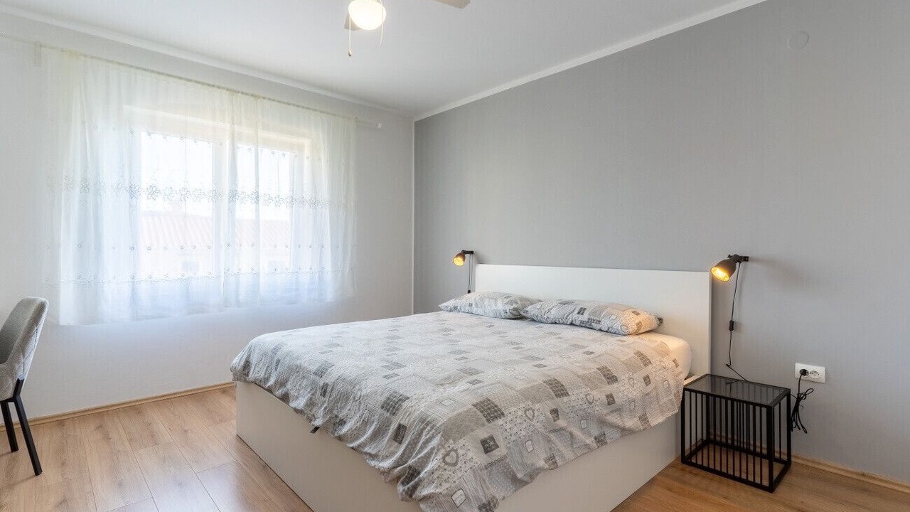 Photo of Bedroom in Cres