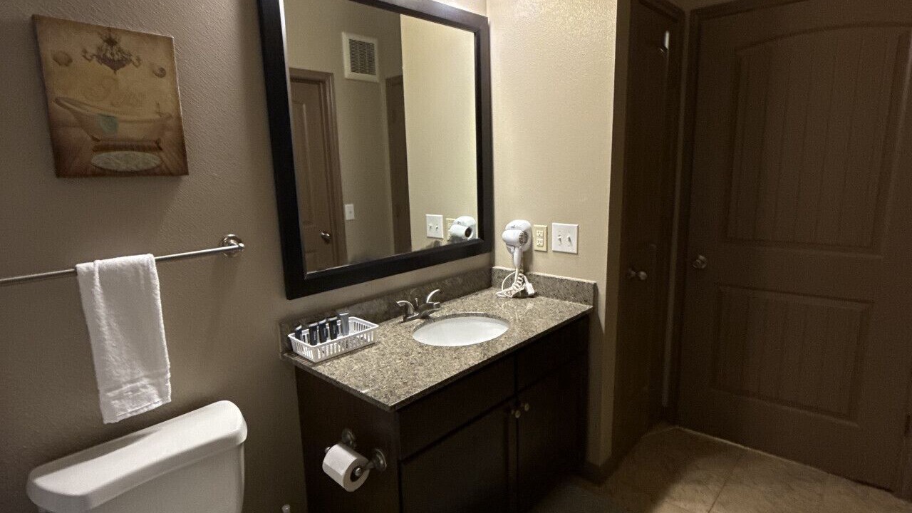 Photo of Bathroom in Grogan's Mill