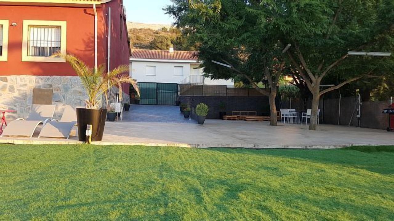 Photo of Patio Balcony in Ambite