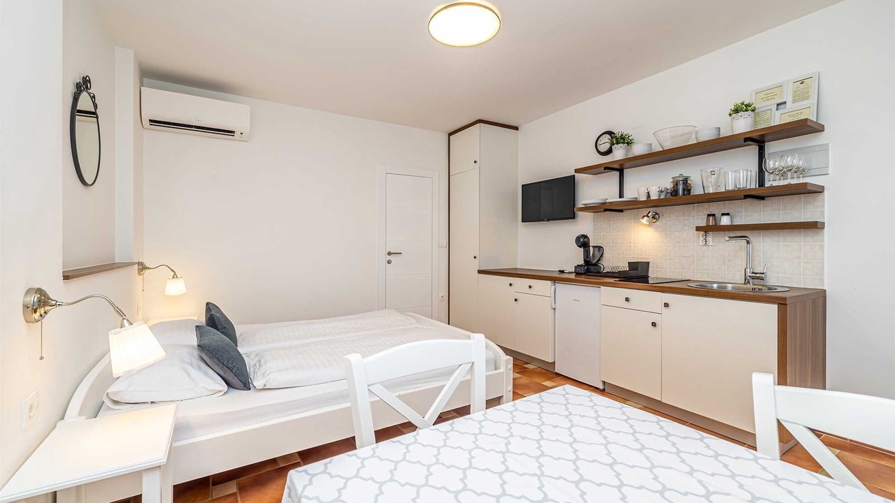 Photo of Bedroom in Linardici