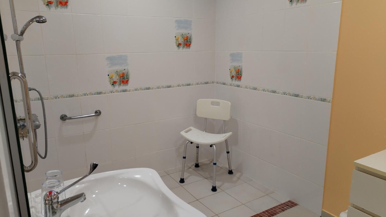 Photo of Bathroom in Saint-Omer