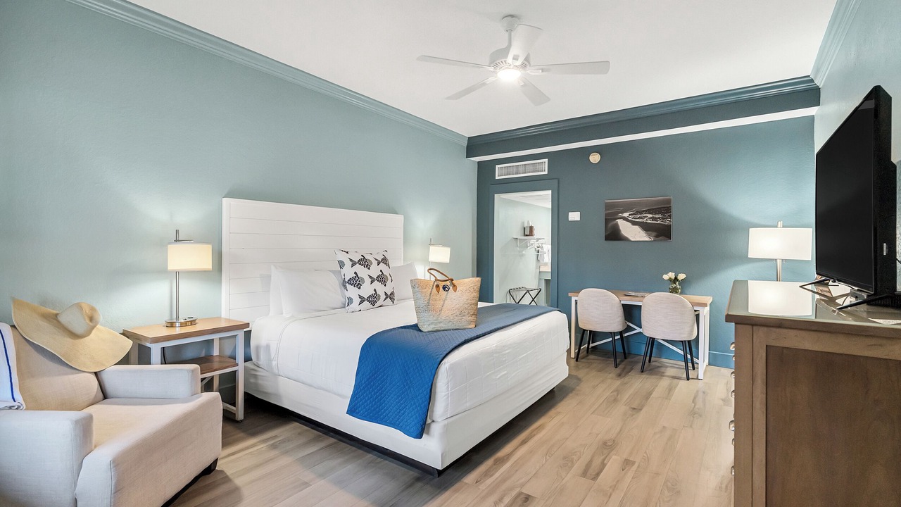 Photo of Bedroom in Crystal Beach