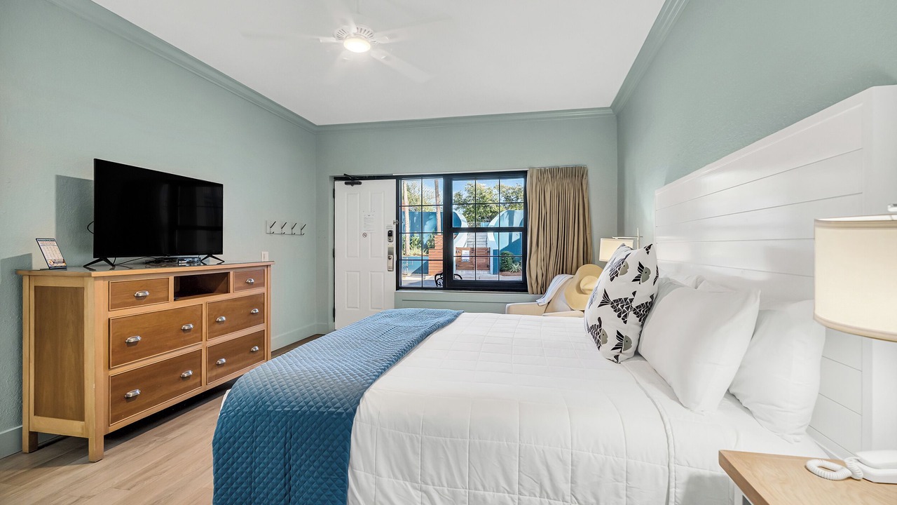 Photo of Bedroom in Crystal Beach