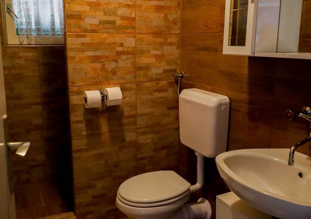 Photo of Bathroom in Kali
