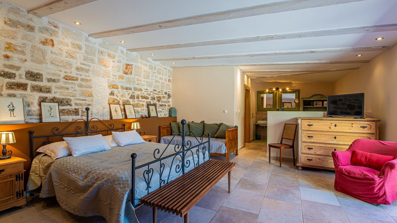 Photo of Bedroom in Mofardini
