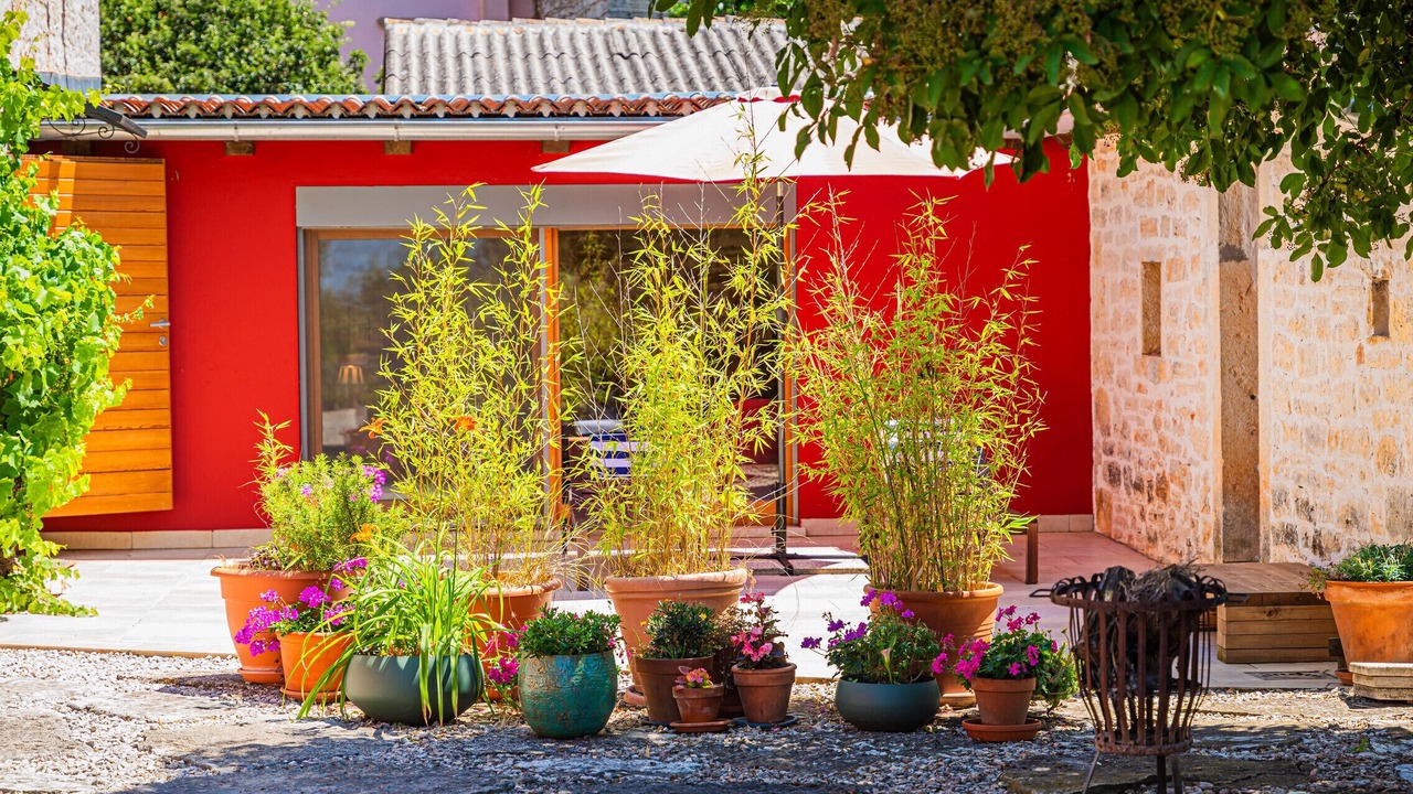 Photo of Patio Balcony in Mofardini