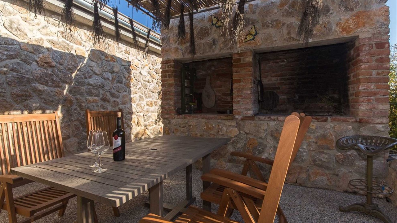 Photo of Outdoor in Nenadici