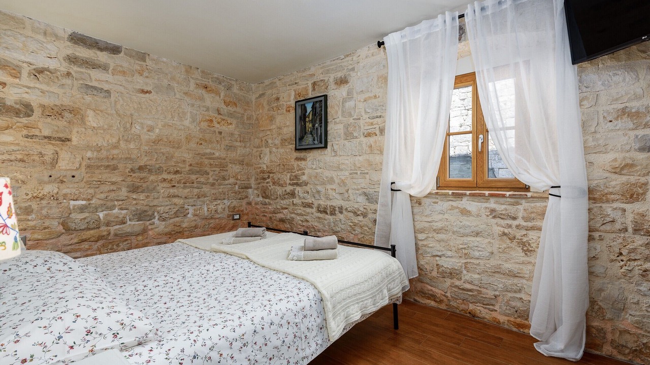 Photo of Bedroom in Tinjan