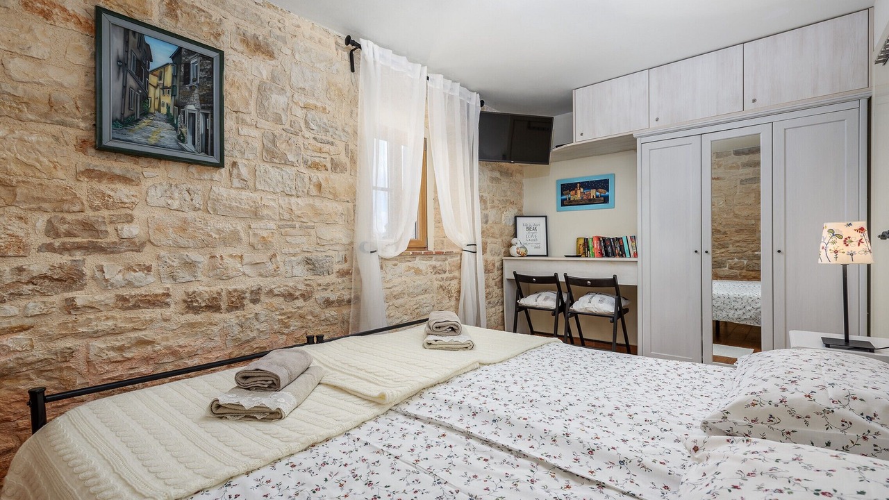 Photo of Bedroom in Tinjan