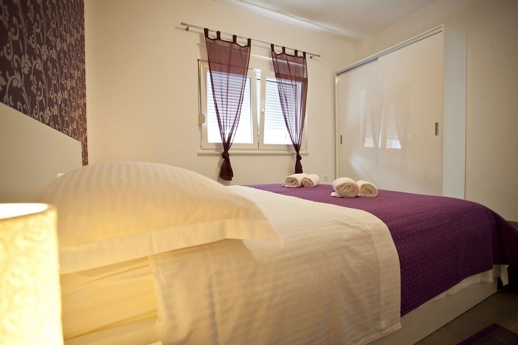 Photo of Bedroom in Duce
