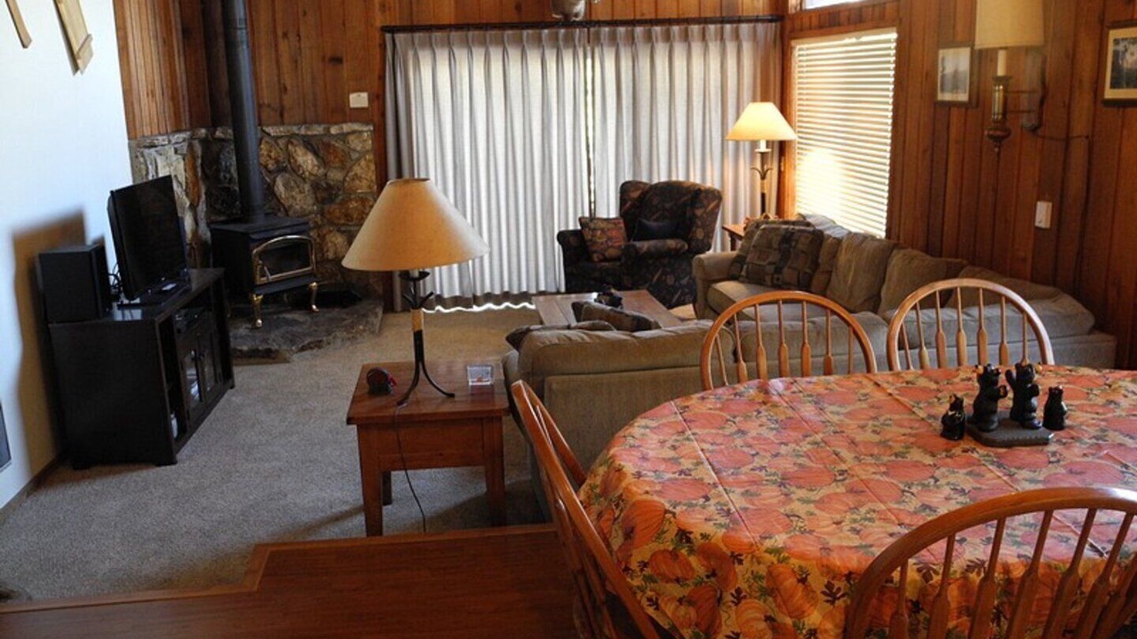 Photo of Livingroom in Mammoth Lakes