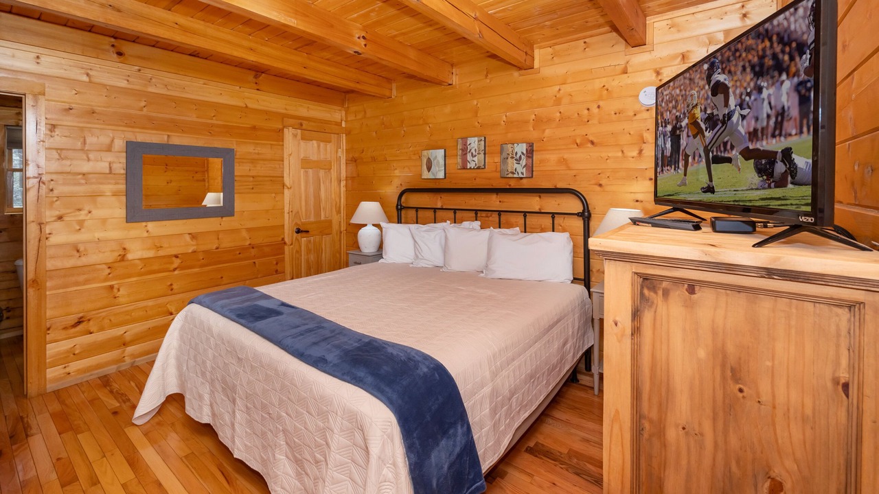 Photo of Bedroom in Sevierville