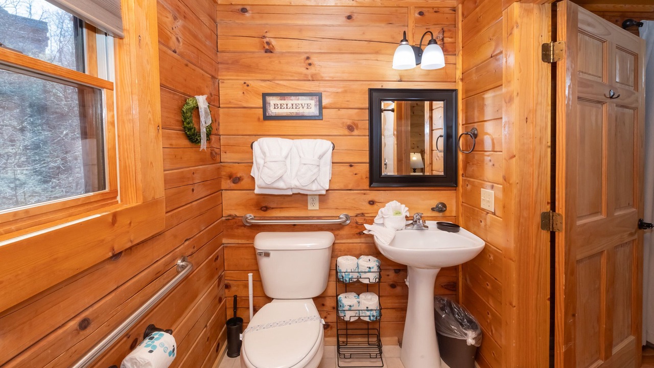 Photo of Bathroom in Sevierville