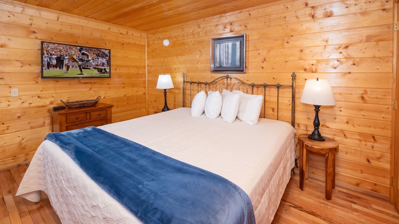 Photo of Bedroom in Sevierville