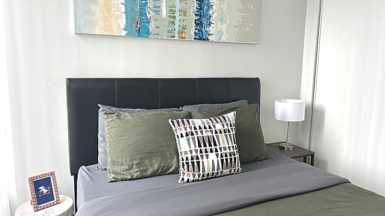 Photo of Bedroom in Bloor-Yorkville