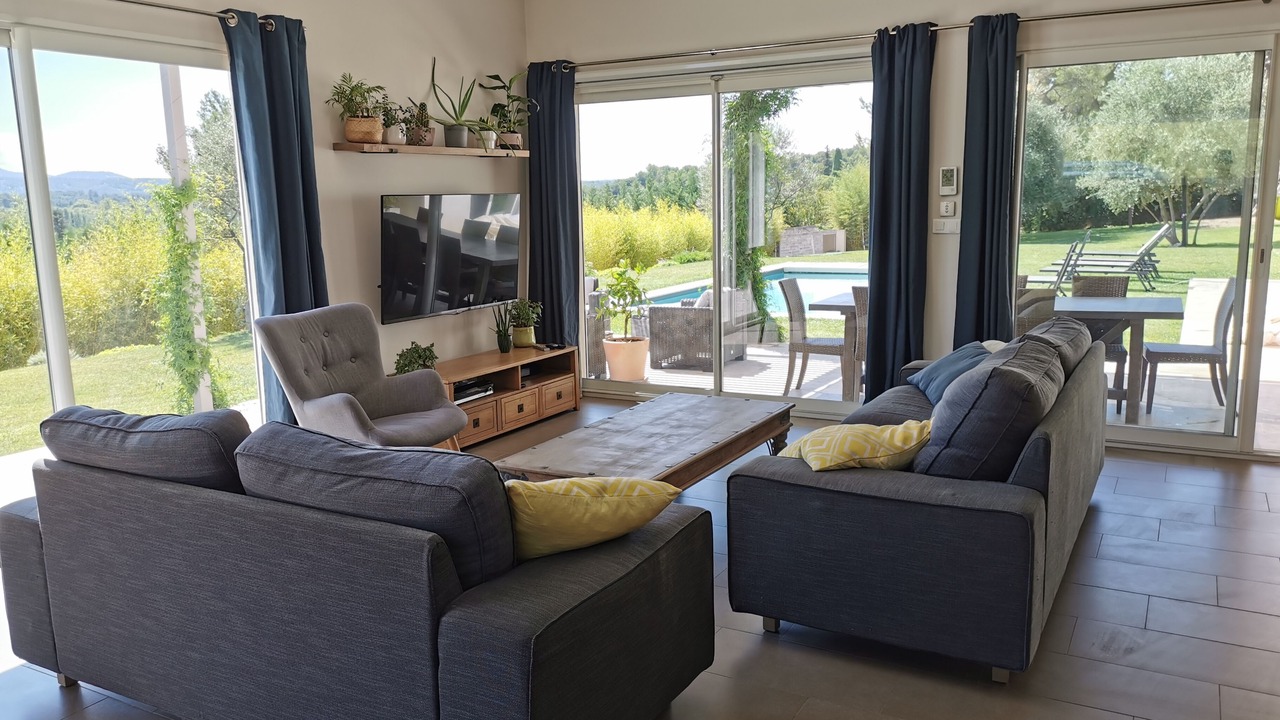 Photo of Livingroom in Bouc-Bel-Air