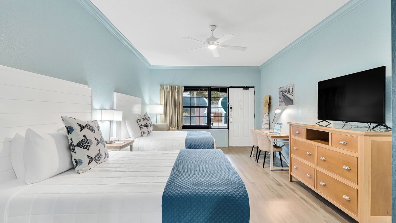 Photo of Bedroom in Crystal Beach