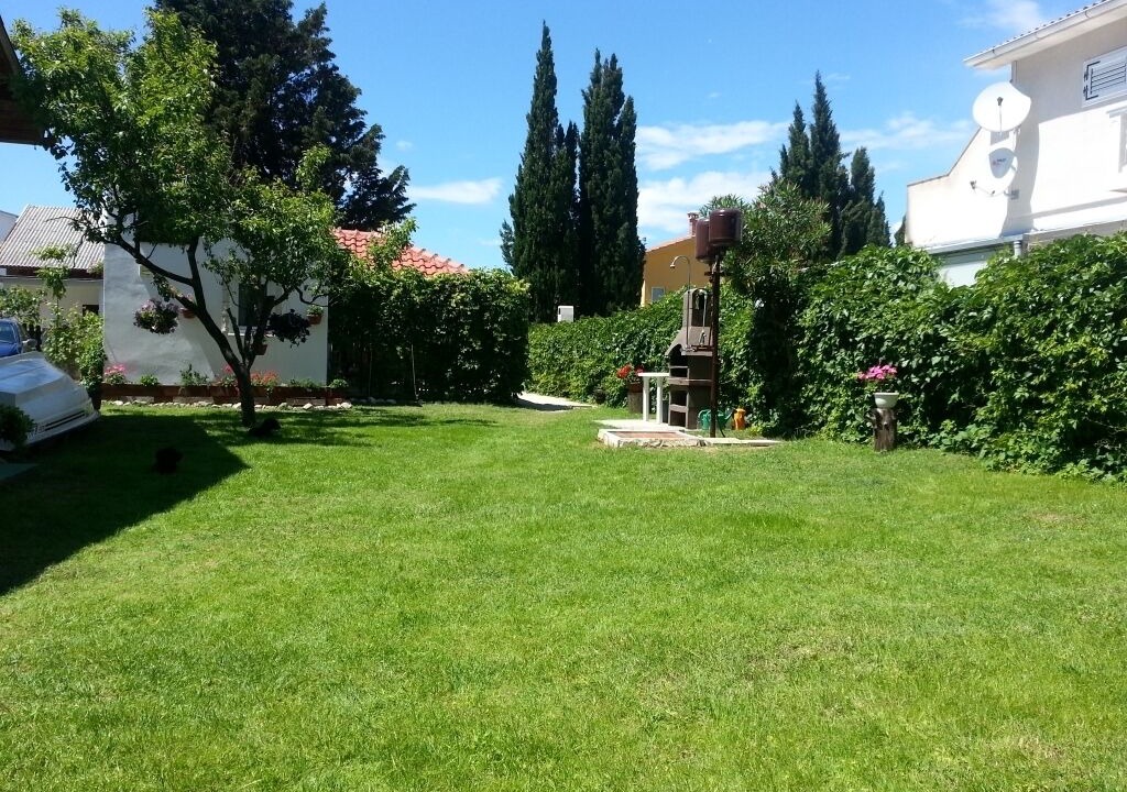 Photo of Outdoor in Nin