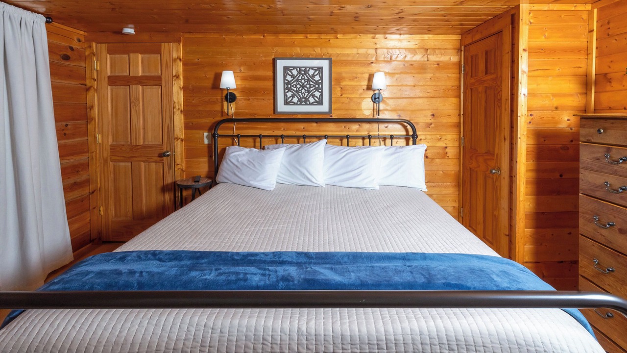 Photo of Bedroom in Sevierville