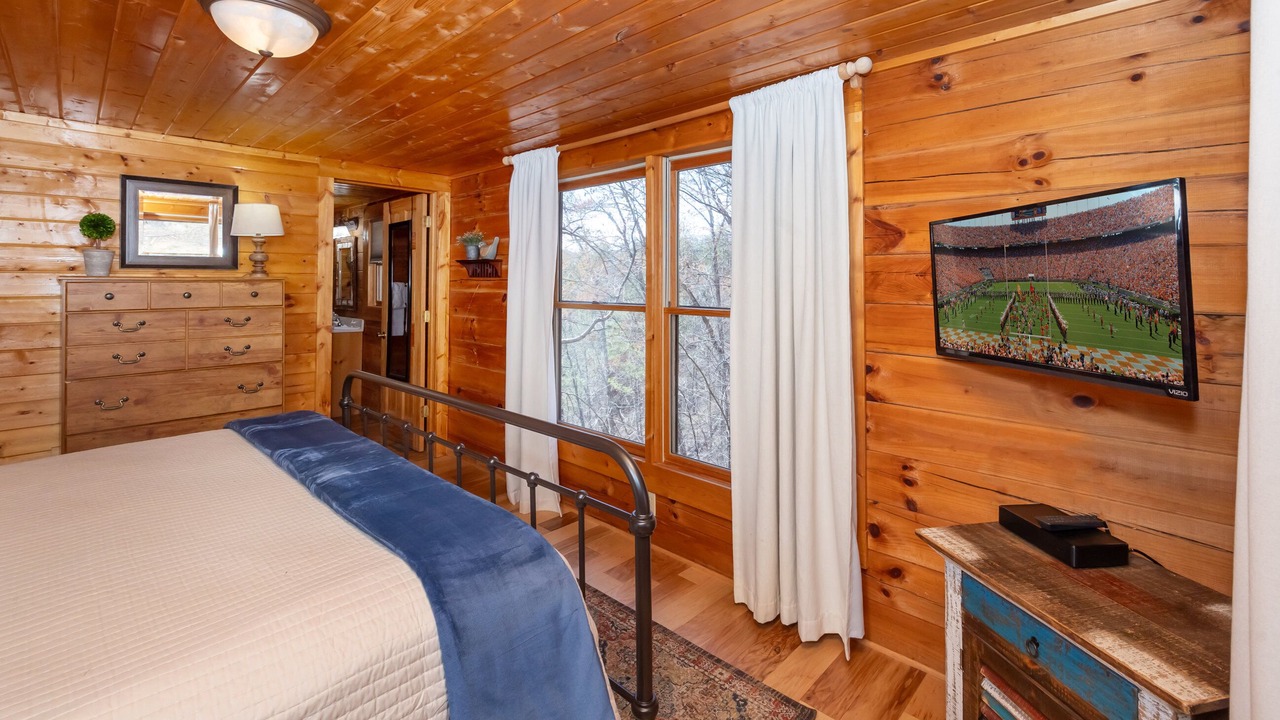 Photo of Bedroom in Sevierville