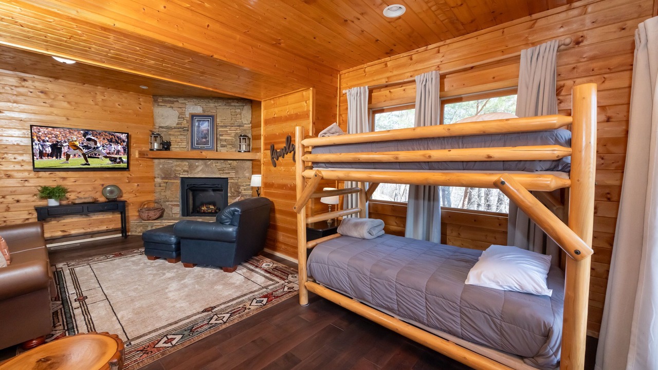 Photo of Bedroom in Sevierville