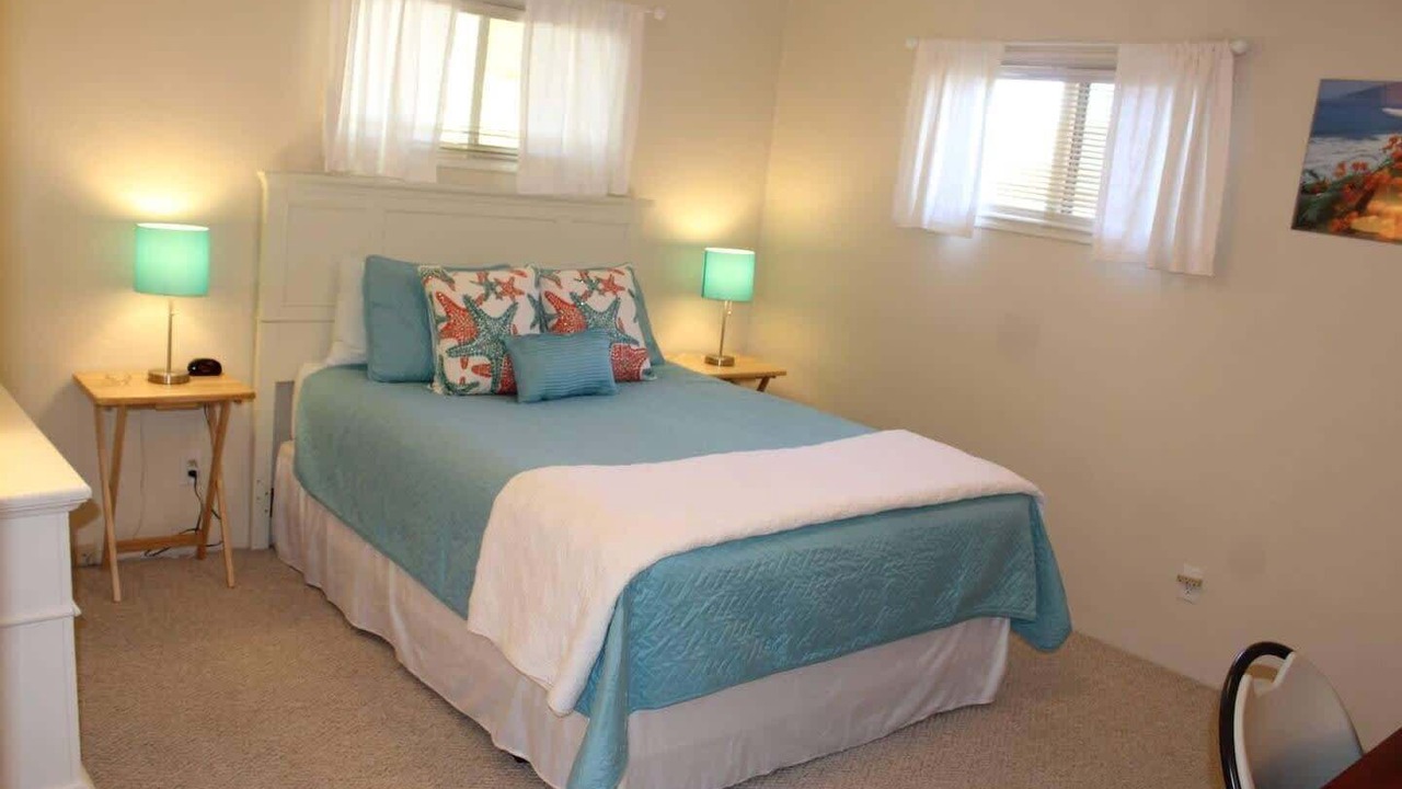 Photo of Bedroom in Monterey