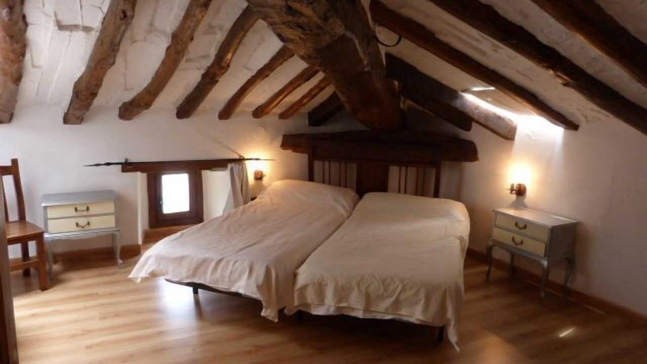 Photo of Bedroom in Azqueta