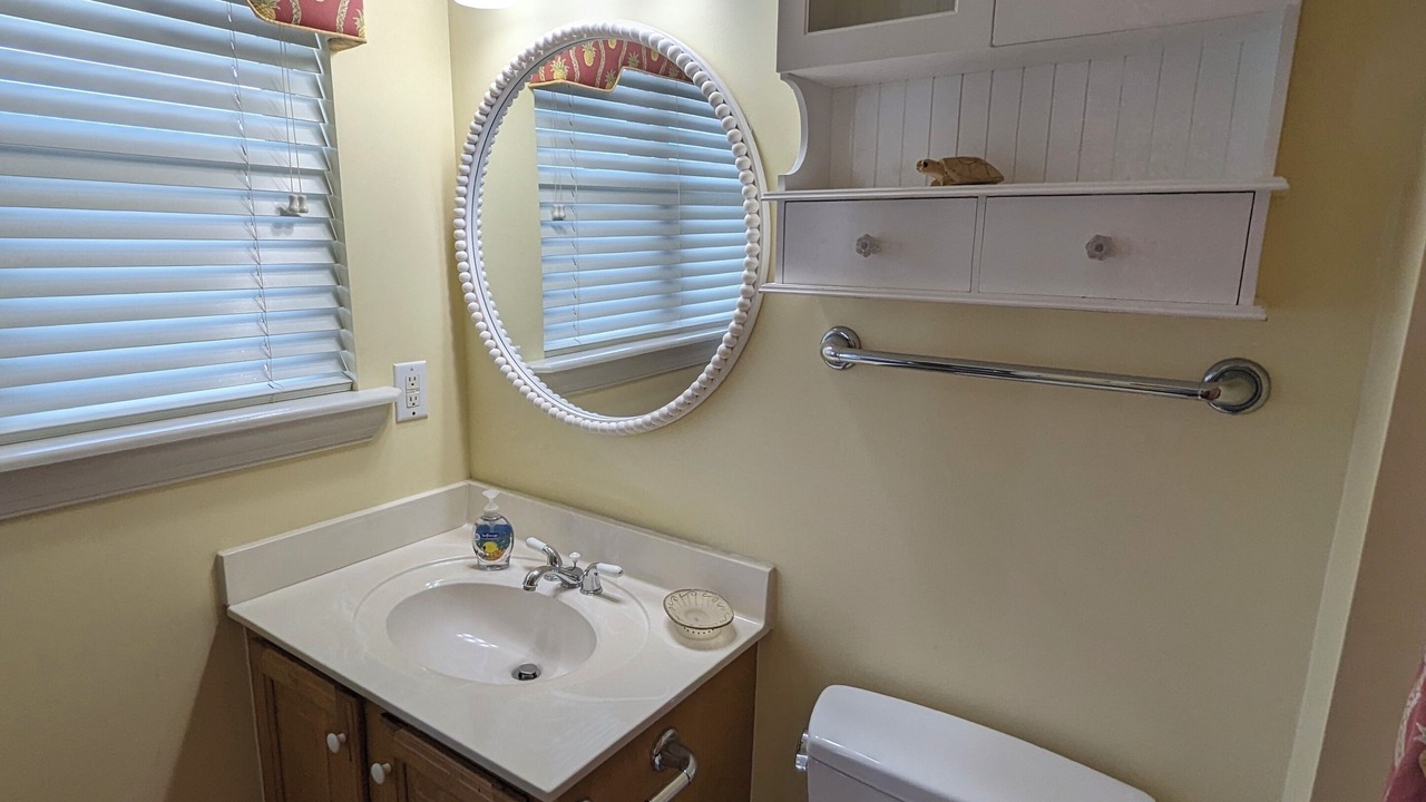 Photo of Bathroom in Holden Beach