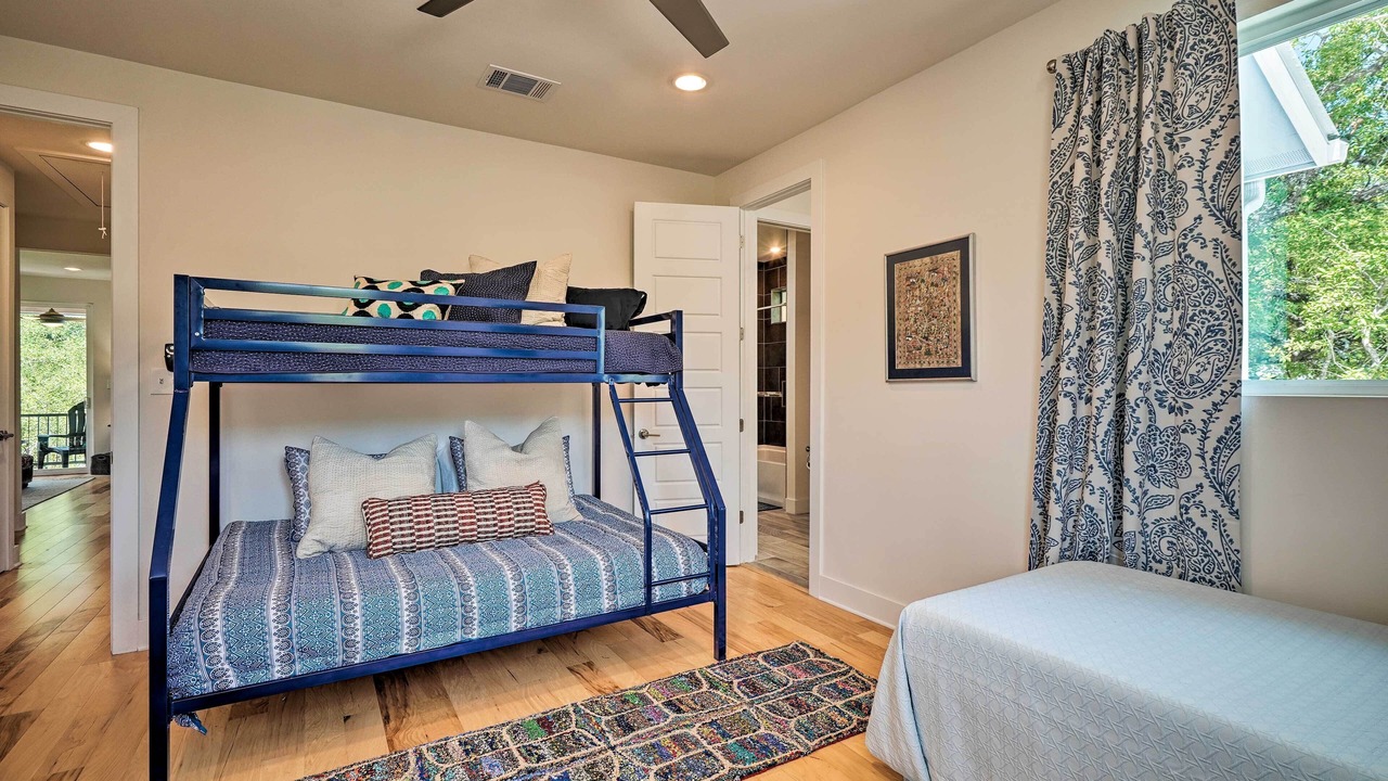 Photo of Bedroom in Lakeland Park