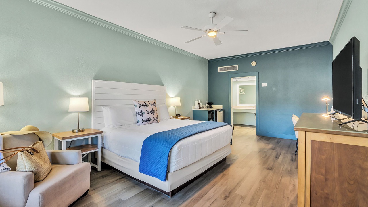 Photo of Bedroom in Crystal Beach