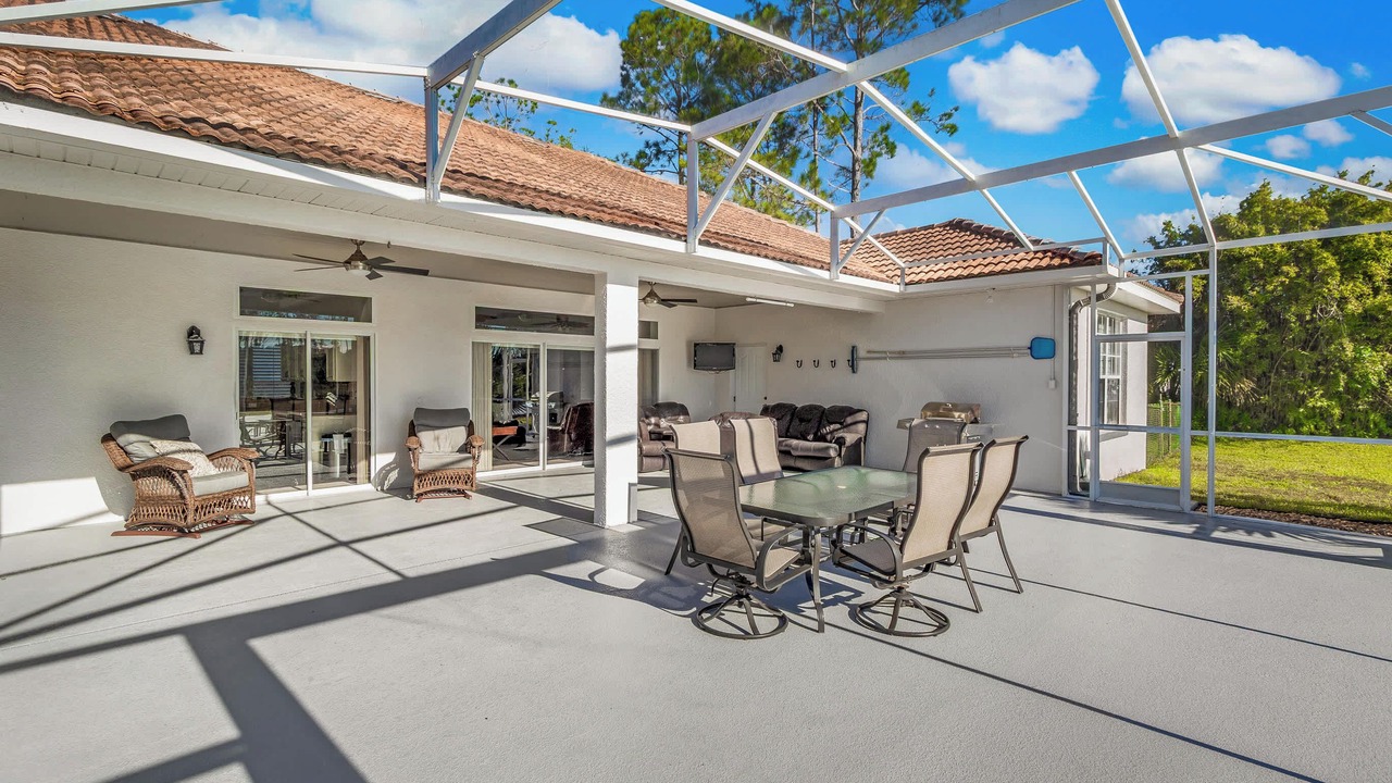 Photo of Outdoor in Groveland