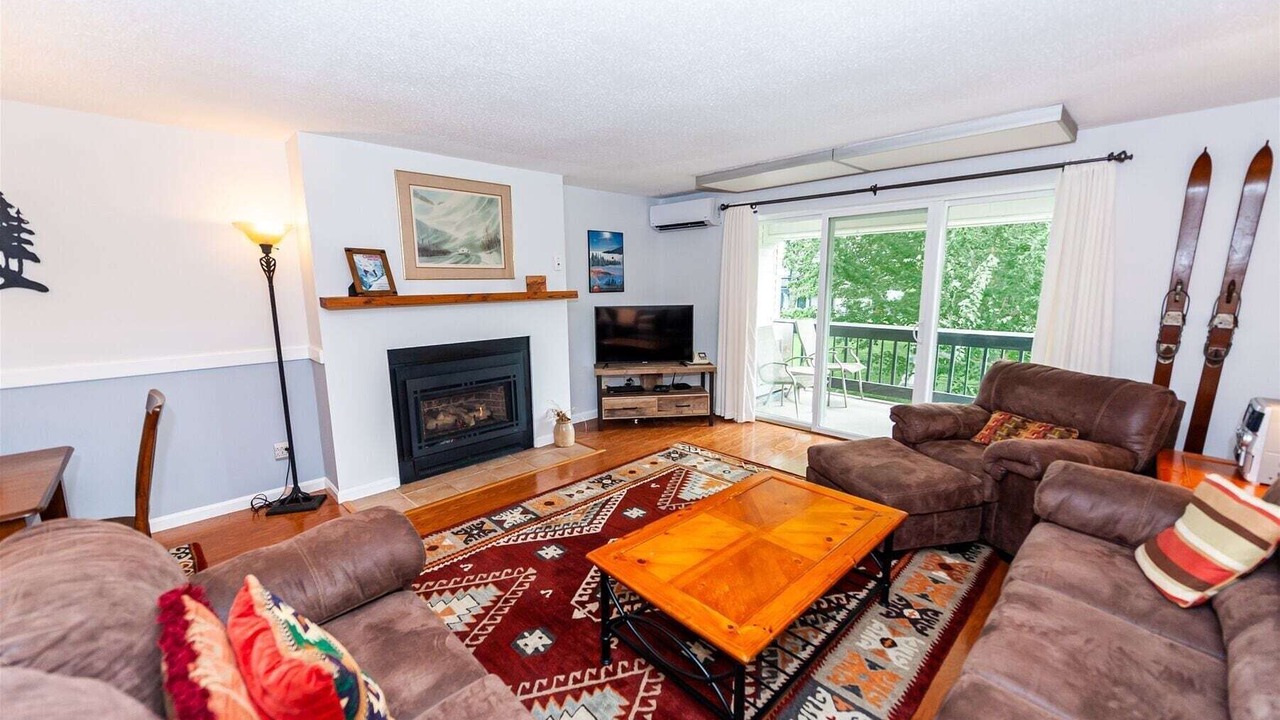Photo of Livingroom in Stowe Area