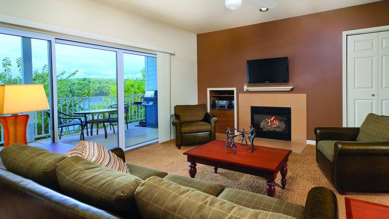 Photo of Livingroom in Osage Beach