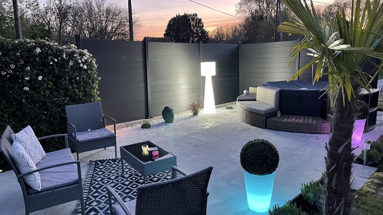 Photo of Patio Balcony in Veuil