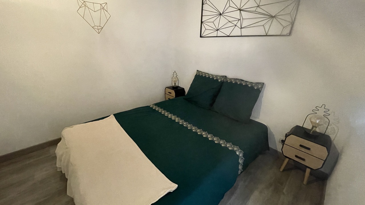 Photo of Bedroom in Veuil