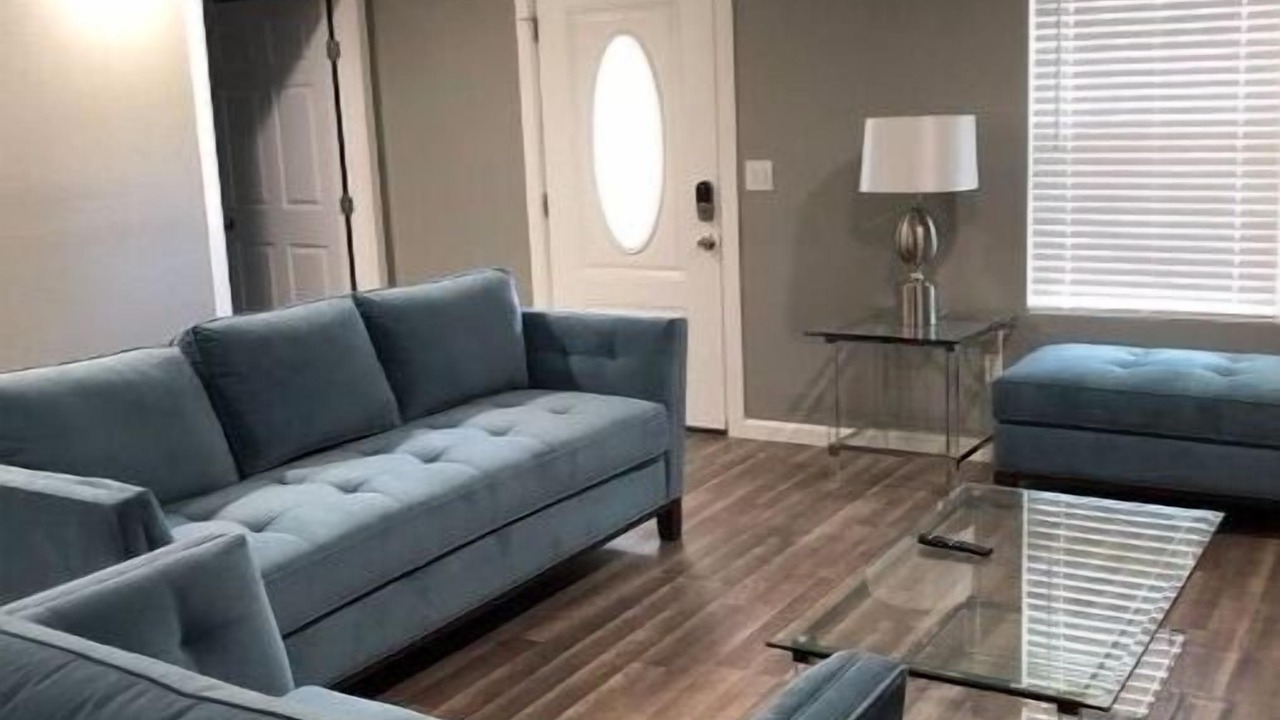 Photo of Livingroom in Denver Heights
