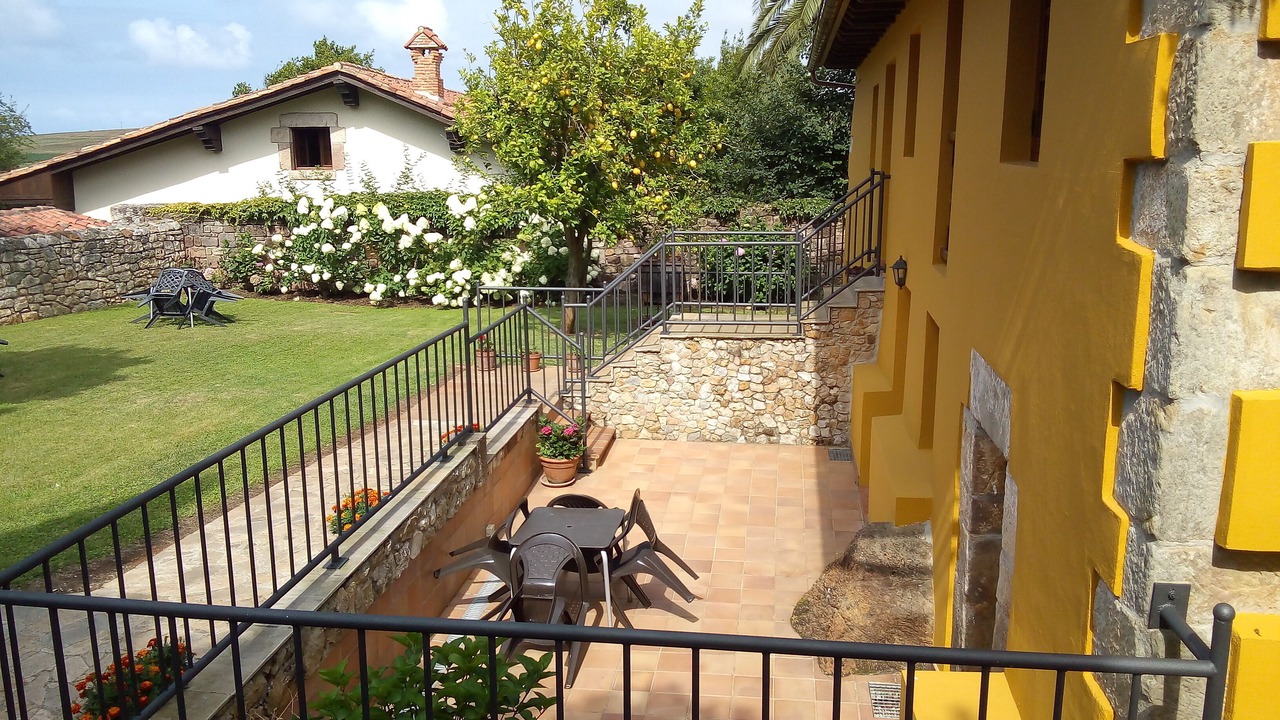 Photo of Outdoor in Orena
