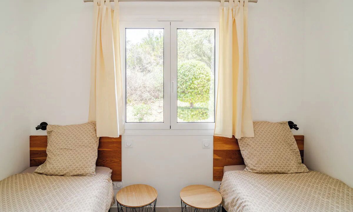 Photo of Bedroom in Corbere