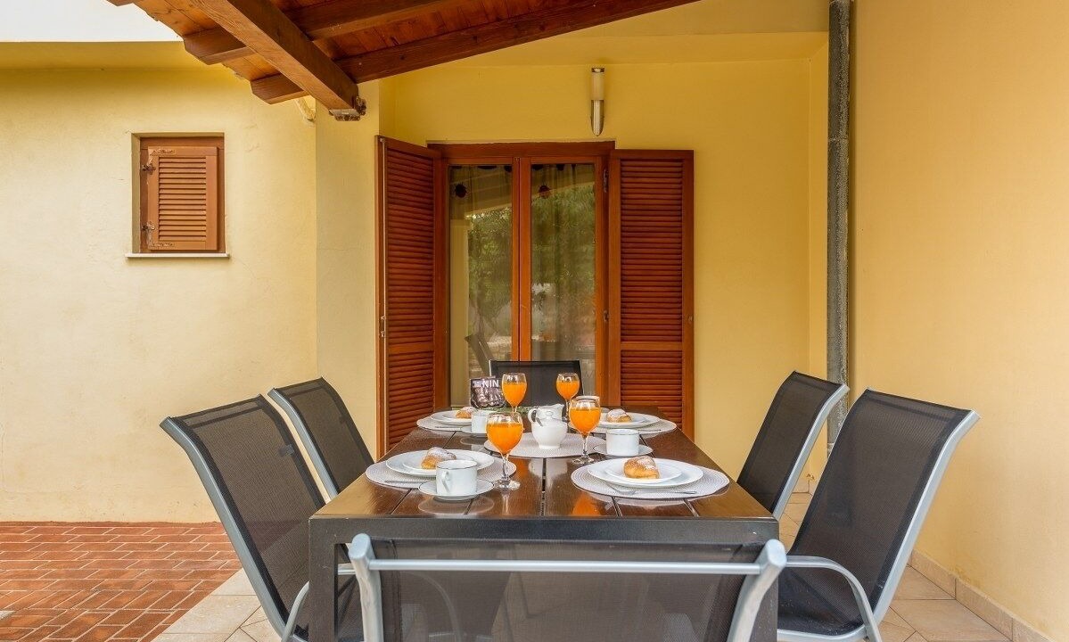 Photo of Outdoor in Nin