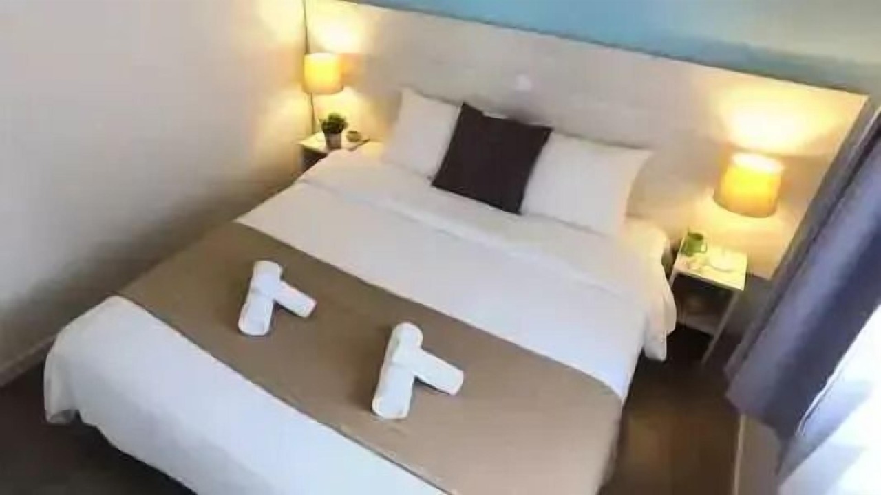 Photo of Bedroom in Forges-les-Eaux