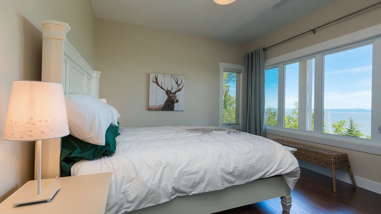 Photo of Bedroom in Petite-Riviere-Saint-Francois