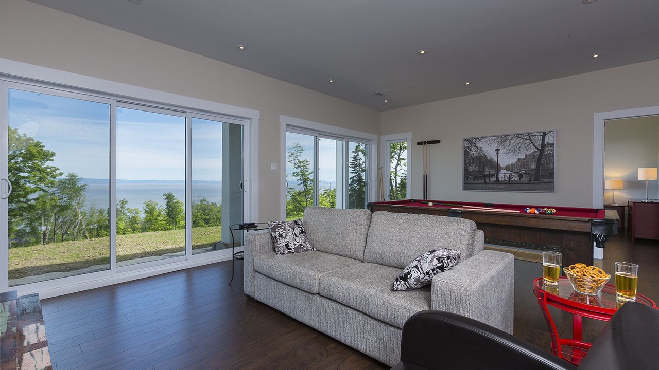 Photo of Livingroom in Petite-Riviere-Saint-Francois