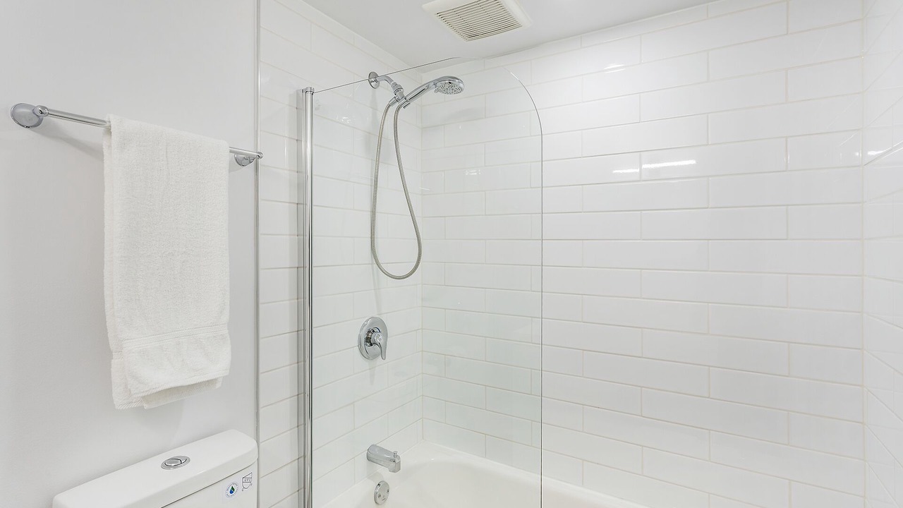 Photo of Bathroom in Milton Park