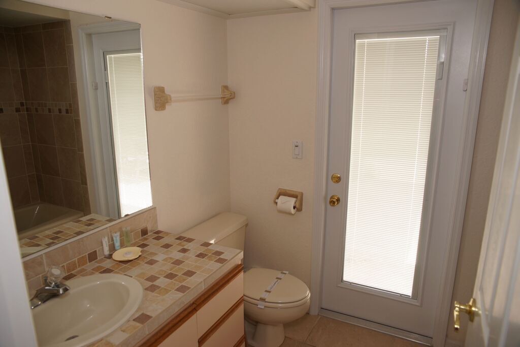 Photo of Bathroom in Groveland
