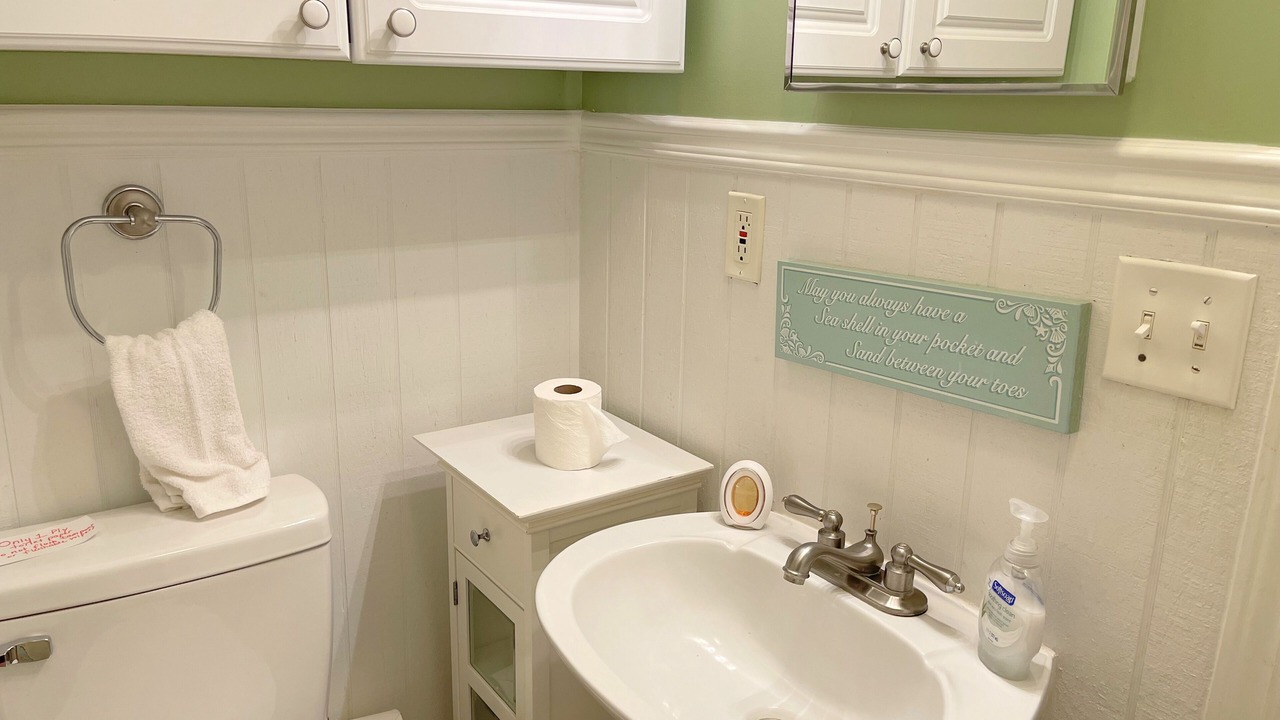 Photo of Bathroom in Demere Park